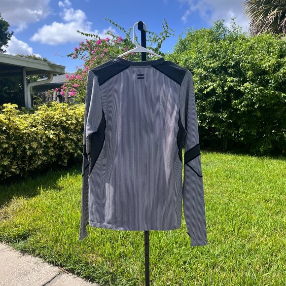 Blanc Noir Seamless Energy Nylon Blend Long Sleeve Shirt Size L - Picture 3 of 7